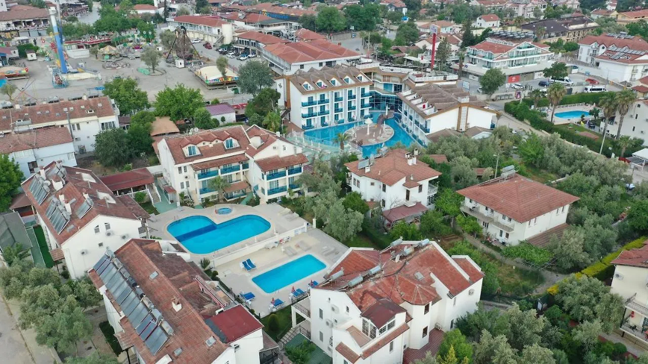 Tayfun Apart Hotel Ölüdeniz 3*,