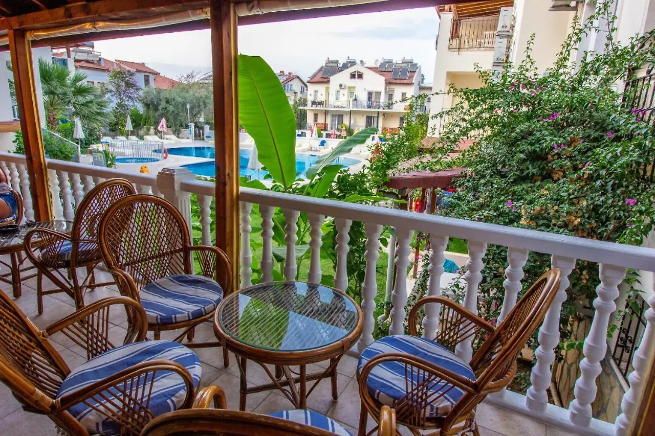 Tayfun Apart Hotel Ölüdeniz 3*,